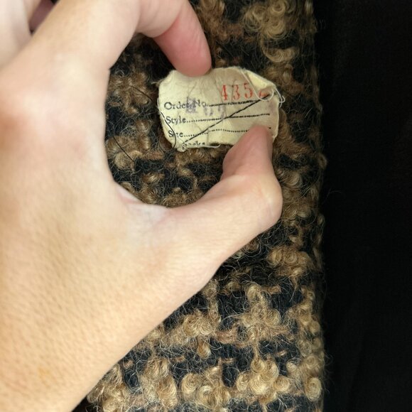 VINTAGE 1950's Mid Century Mink Trimmed Wool Bouclé Double Breasted Swing Coat - Picture 7 of 10